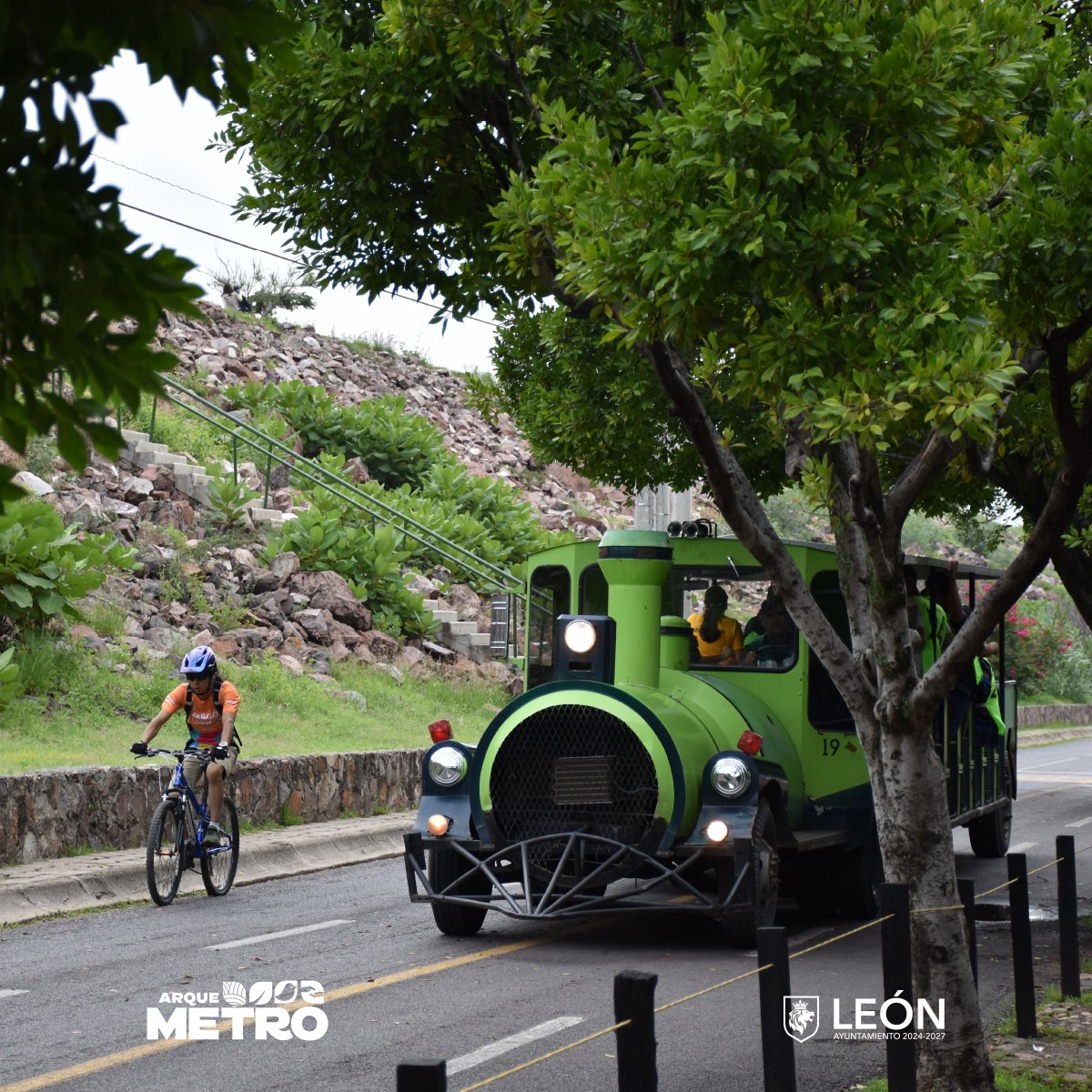 parkmetroleon's tweet photo. 🌿 ¡Vive el Parque Metropolitano a tu manera! 🎈 Recuerda que este espacio está aquí para ti, ya sea para ejercitarte, relajarte o simplemente disfrutar del aire libre. 💚 #ViveElMetro #ElParqueEsDeTodos https://t.co/znJzwhaRyC