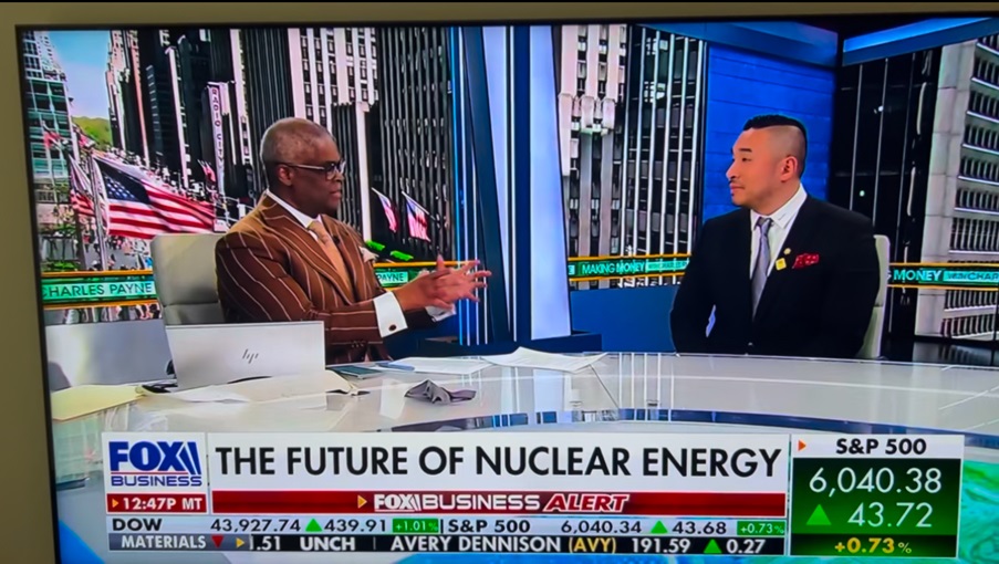 nano_nuclear's tweet image. $NNE Thank you @cvpayne @FoxBusiness for having our Founder &amp;amp; Chairman Jay Yu on your show today. With  @realDonaldTrump @POTUS now &quot;UNLEASHING AMERICAN ENERGY&quot; #NuclearEnergy will play a major role in U.S. Energy Security 🇺🇸⚛️POWERED BY US @HALEUFuel @Advanced_Fuel…