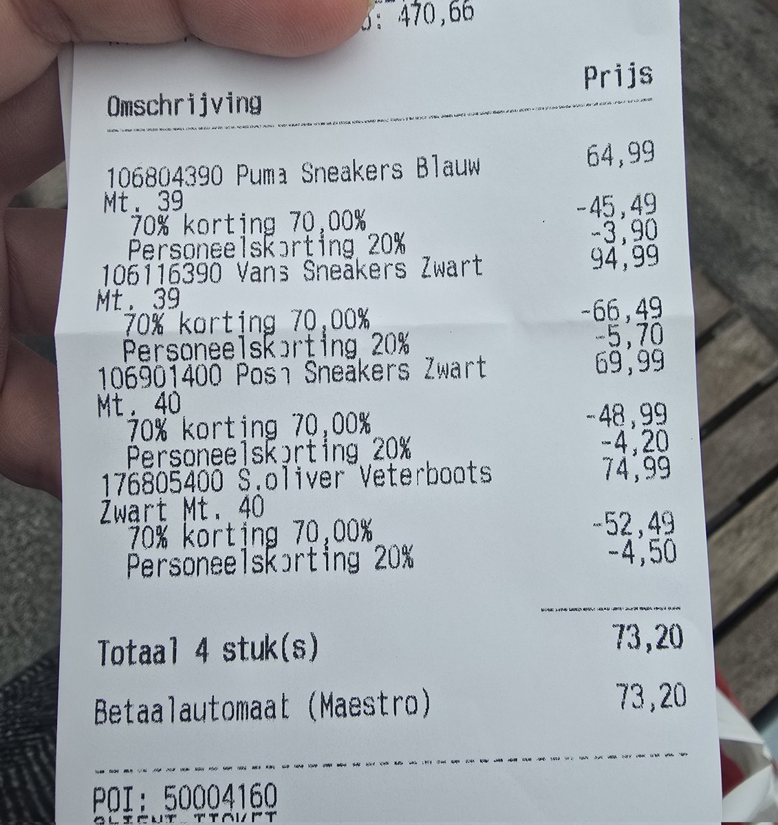 XNTRXPY's tweet photo. Today I got a massive hole in my tooth filled, got a haircut, finally (after 3 months of it staying away due to... Stress) got my period and this was my receipt for buying 4 pairs of shoes at my old job. so I'm literally the furthest away from complaining. Did good today https://t.co/bADol5HSXr