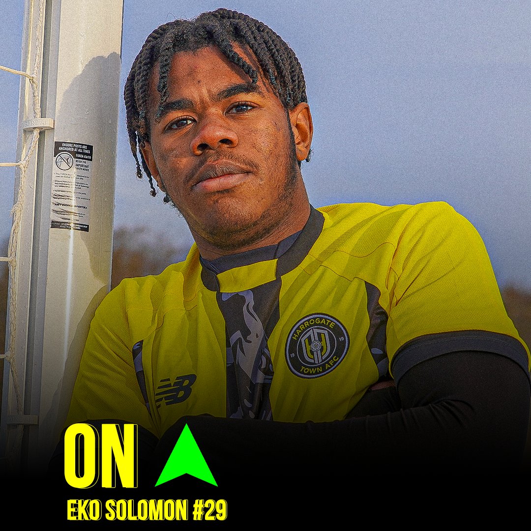 HarrogateTown's tweet photo. 79' Our final change sees Eko take to the field

🟡0-0🔵 https://t.co/fcYQnXFAcY