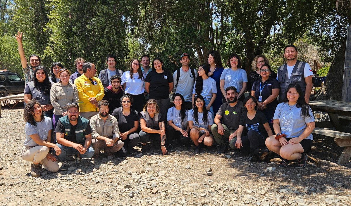 Senapred's tweet photo. #SENAPREDRM participa en Co-Diseño del Programa Comunidad Contra El Fuego y Coordinadora de la ONG Corporación Altos de Cantillana, junto a @conaf_rm , SEREMI Medio Ambiente, GORE, Águila Sur, Actos Cinestésicos, entre otras instituciones colaborativas en la Reducción del Riesgo que buscan apoyar este tipo de iniciativas que permiten acercar la información de manera práctica a las comunidades para reducir los incendios forestales.