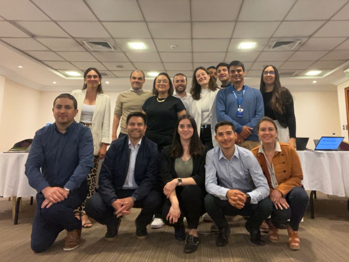 Ultraport_Chile's tweet image. ¡Un paso más hacia la excelencia! Recientemente llevamos a cabo una jornada clave para coordinar las actividades del Plan de Excelencia (HSE), con el objetivo de fortalecer nuestras metas en seguridad, sostenibilidad y desarrollo organizacional. 
#ExcelenciaHSE