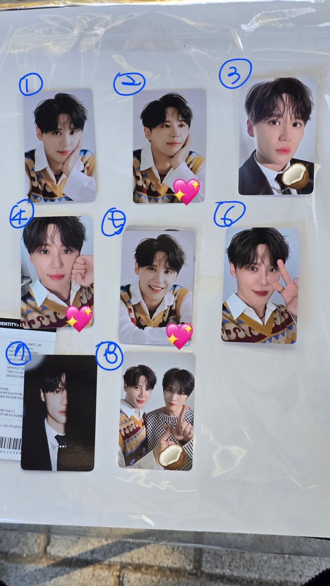 raenxia's tweet photo. [교환] JX콘서트 김준수 포카 교환

저💖: 2,4,5
🥥 : 3,8

팬미 2/9나 반택 가능 https://t.co/4OEgwFlnKc