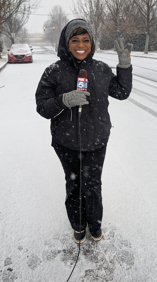 PhotoZorn_TV's tweet photo. Hey folks if u want to share photos with @FOX5Atlanta use #Fox5Snow https://t.co/Wx6QWeAzIf