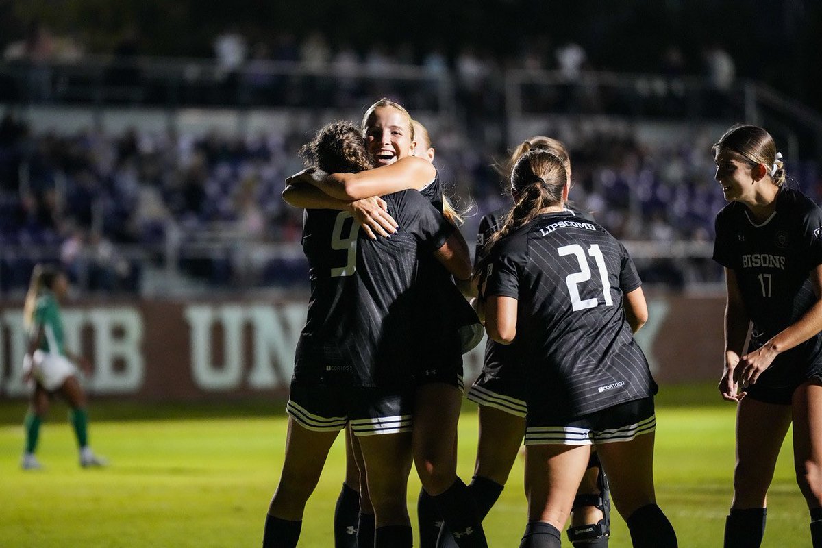 Happy National Hug Day! 🫂 

#IntoTheStorm ⛈️ | #HornsUp 🤘