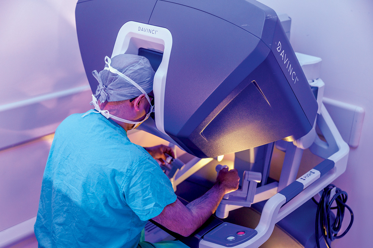 FloridaTrend's tweet photo. 🏥 To make recovery from head and neck cancer surgeries quicker, Baptist MD Anderson Cancer Center in Jacksonville has added a robotic surgical system to help remove head and neck cancers. https://t.co/tCgs9fgv9O
#CancerSurgery #CancerTreatment #HeadAndNeckCancer https://t.co/KXslmQDj5U