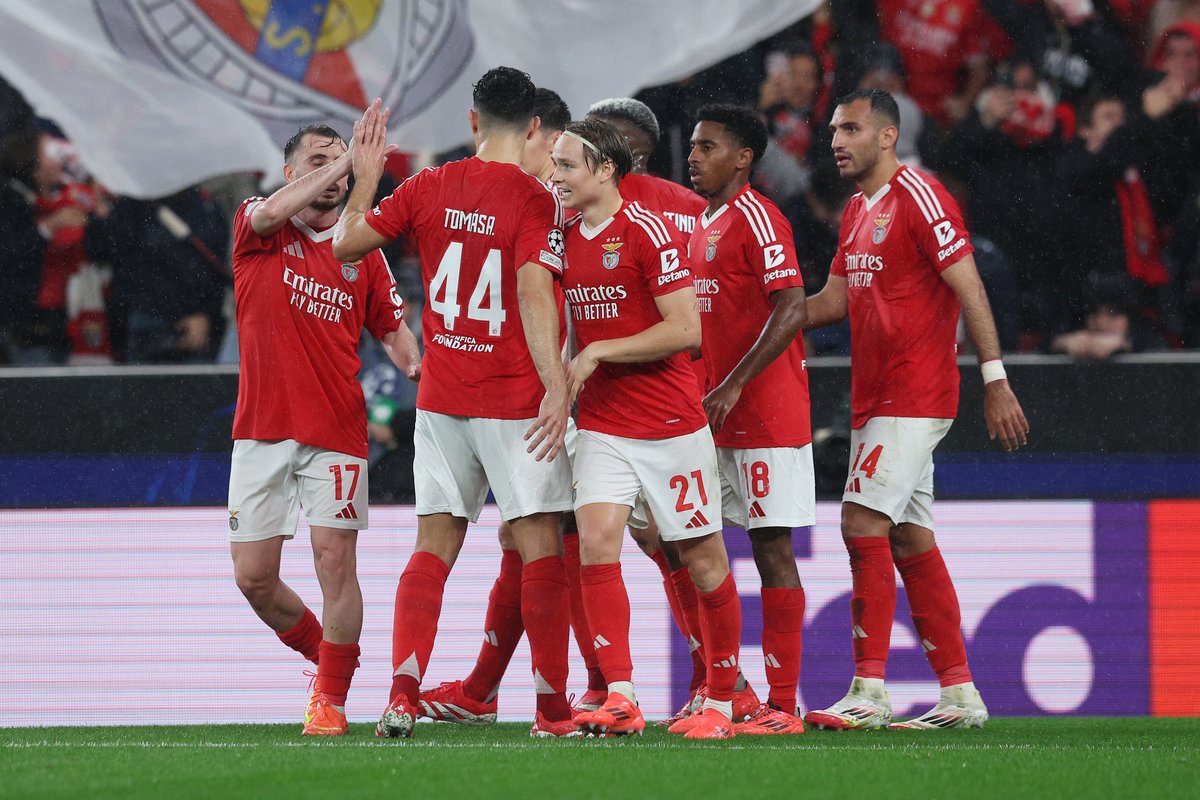 elchiringuitotv's tweet image. ⏱️ Minuto 68: Benfica 4-2 Barça.
⏱️ Minuto 94: Benfica 4-5 Barça.