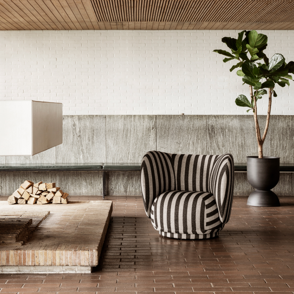2Modern's tweet photo. 📣 Trend alert: Scanditalia™ 

2Modern's own, sculptural silhouettes meet exquisite detailing for a tailored look that exudes the chicest allure. Shop designs from Ferm Living, Louis Poulsen, Poltrona Frau &amp; more. https://t.co/gHMhw9tpcM https://t.co/o3NjudHgAp
