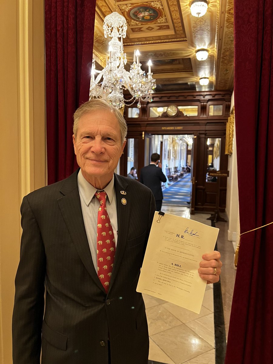 RepBrianBabin's tweet image. 🚨 I just introduced the Birthright Citizenship Act! This bill will build on President Trump’s executive order and codify these critical reforms into law.
It’s time to END the exploitation of loopholes in our immigration system.