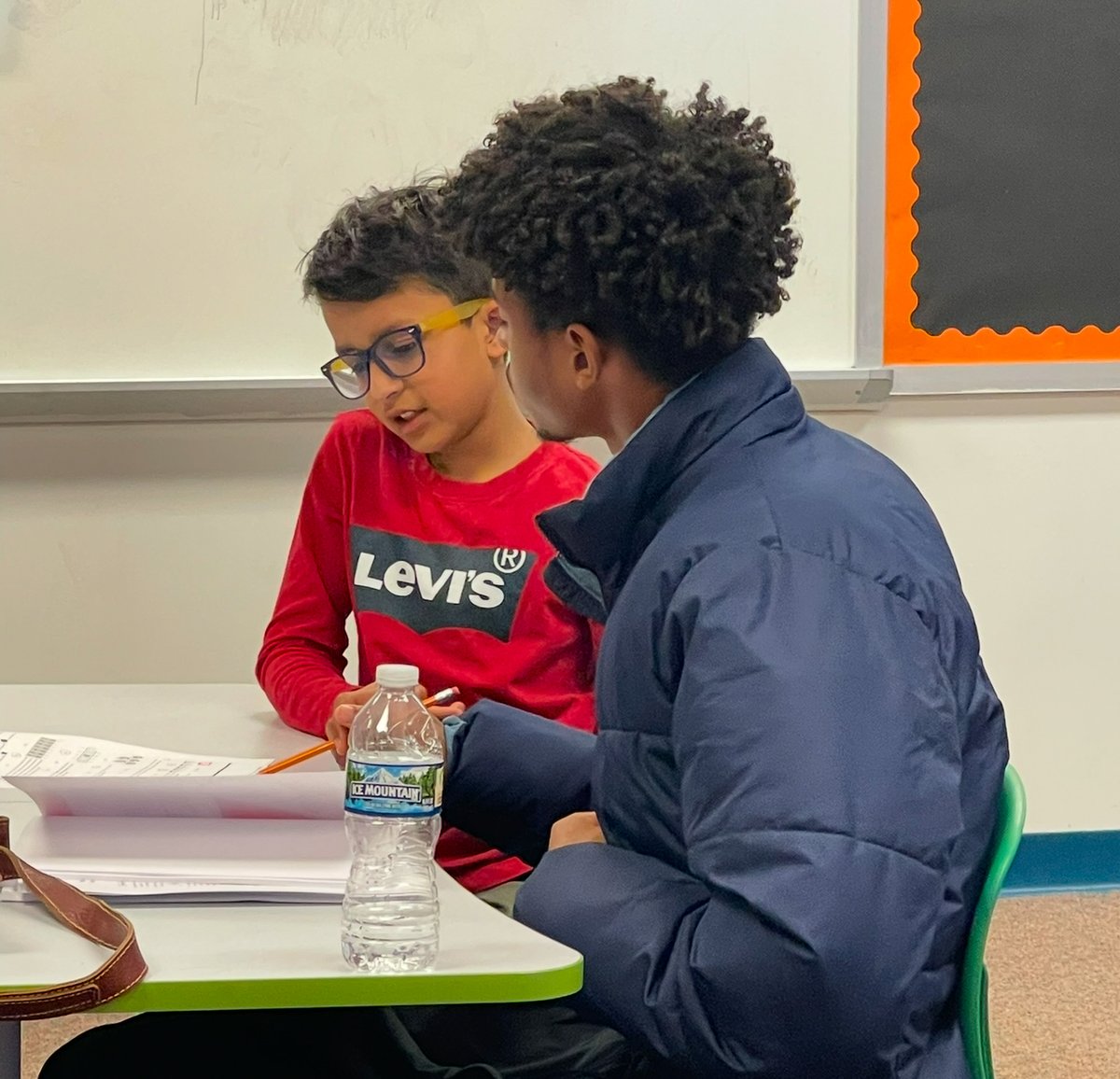 ExponentiaPrime's tweet image. Math circles = collaboration, creativity, and confidence! ✨📚 From solving challenging puzzles to hands-on games, these young problem solvers are redefining what it means to love math. See the joy, focus, and teamwork in action! 🧠❤️ #ExponentiaPrime #MathCircle #MathIsFun