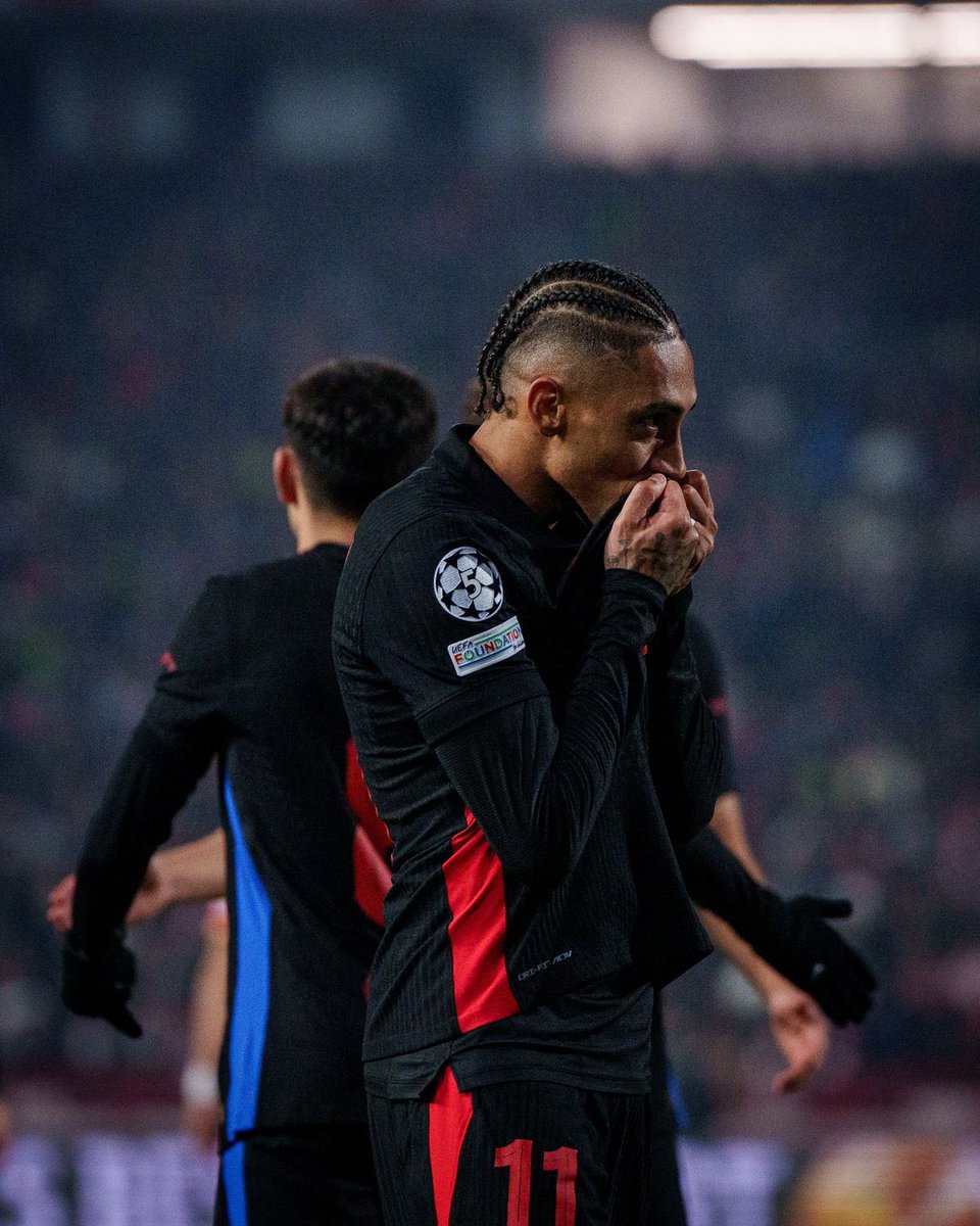 VisionBlaugrana's tweet photo. 🗣️ Raphinha : « Je tuerai et mourrai pour cette équipe. » https://t.co/YvSrHDBTxl