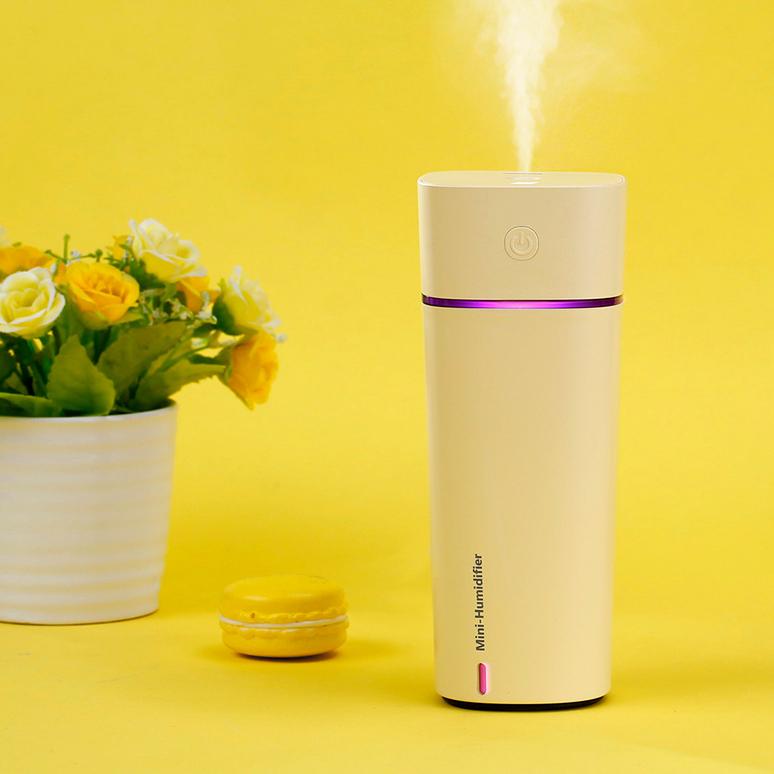 UnicunShop's tweet photo. Dry air got you down? π© This mini humidifier is a lifesaver! π¦ Quiet, portable, AND it has a nightlight! β¨ Shop now and breathe easy! https://t.co/OdWSWtq2qC π¬οΈ #humidifier #portablehumidifier #dryairproblems #selfcare #sleepwell https://t.co/xNai4mlRjW