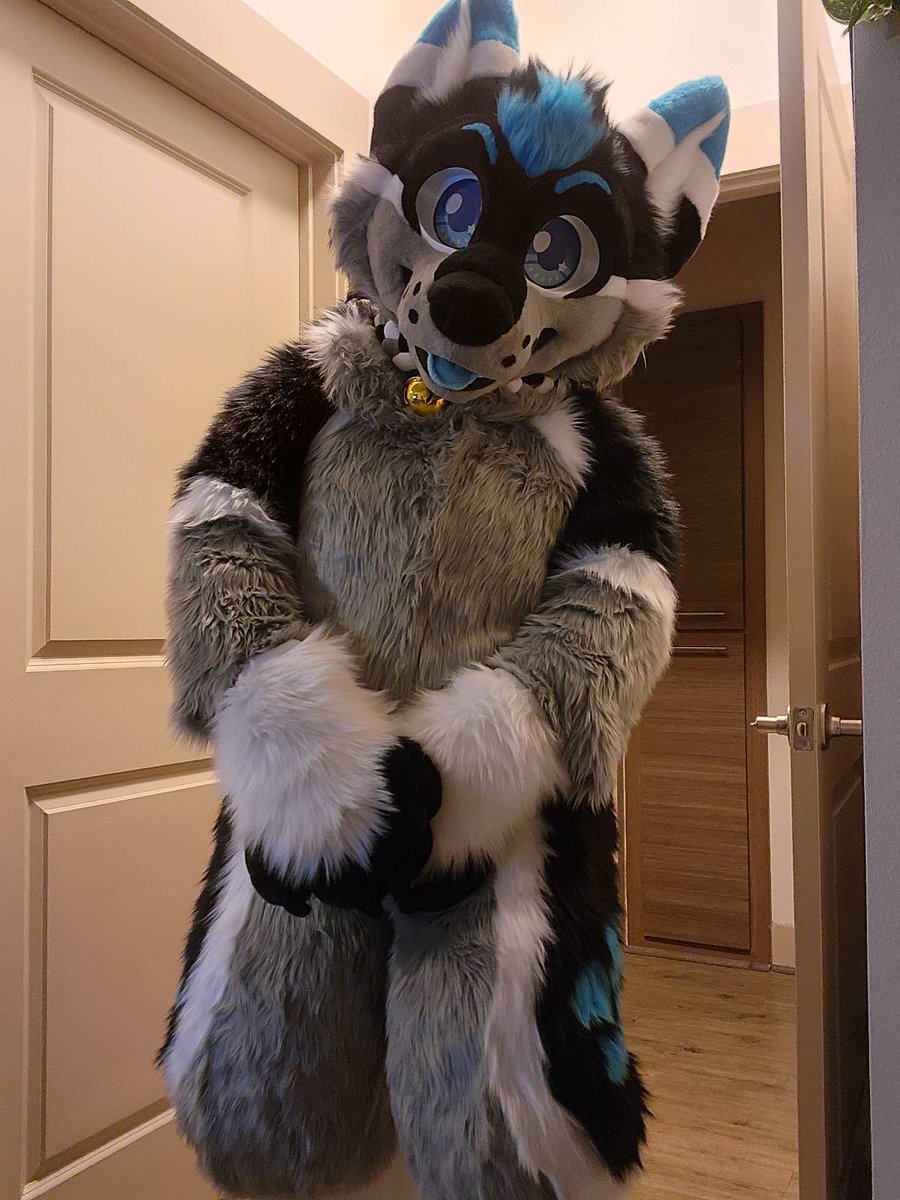 Akari Wusky tweet media