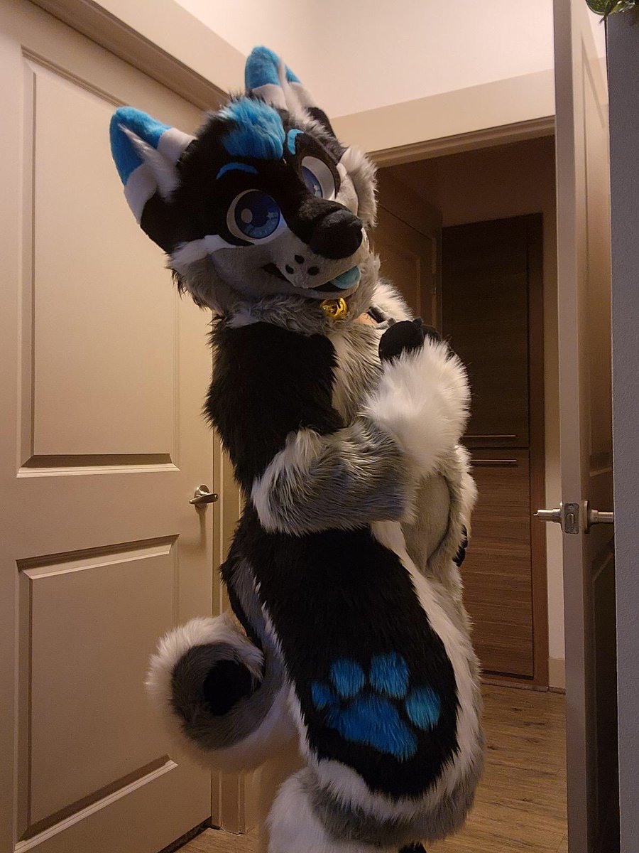 Akari Wusky tweet media