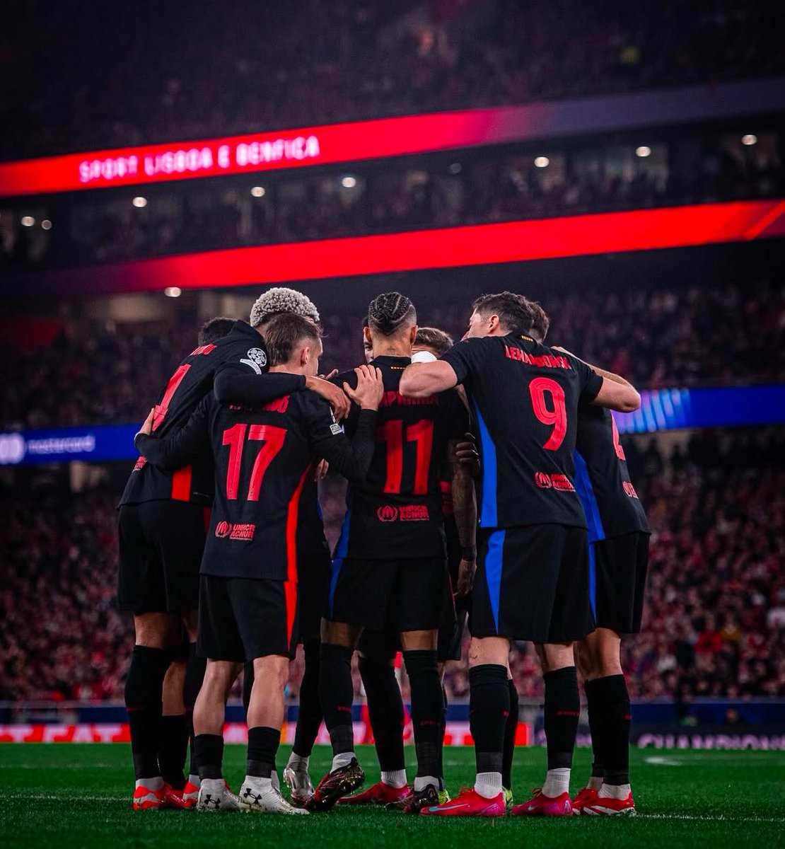 typowy_pe's tweet photo. Ten mecz mógłby trwać i trwać i się nigdy nie kończyć. Najlepsze spotkanie w historii Ligi Mistrzów jakie oglądałem.

#BenficaBarça #barcelonalive #ligamistrzow https://t.co/wdPR64C0Ak