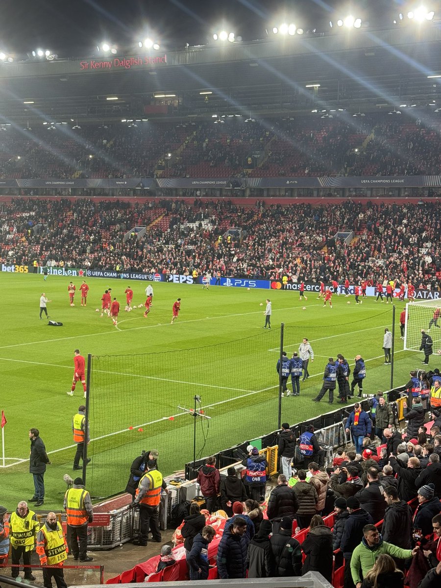 liverbabygirl's tweet photo. Fantastic work and into the last 16!
#LFCLOSC #LFC #YNWA #Anfield #UCL #ChampionsLeague https://t.co/RtzxPG4eyV