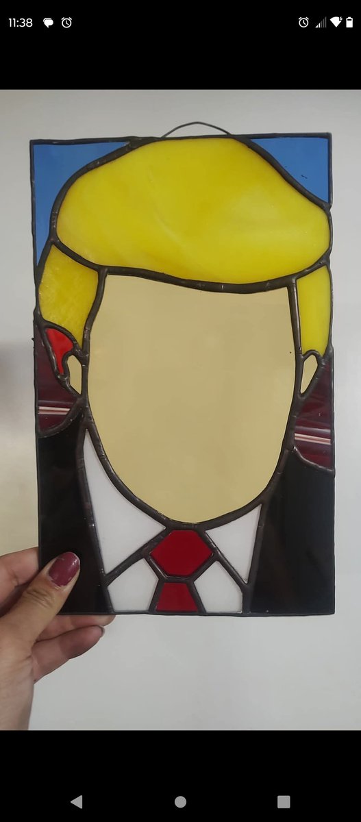 Justice31573877's tweet photo. @EricTrump @realDonaldTrump @worldlibertyfi The best president ever! I had to capture you in stained glass! https://t.co/fHyO1OL8Rz