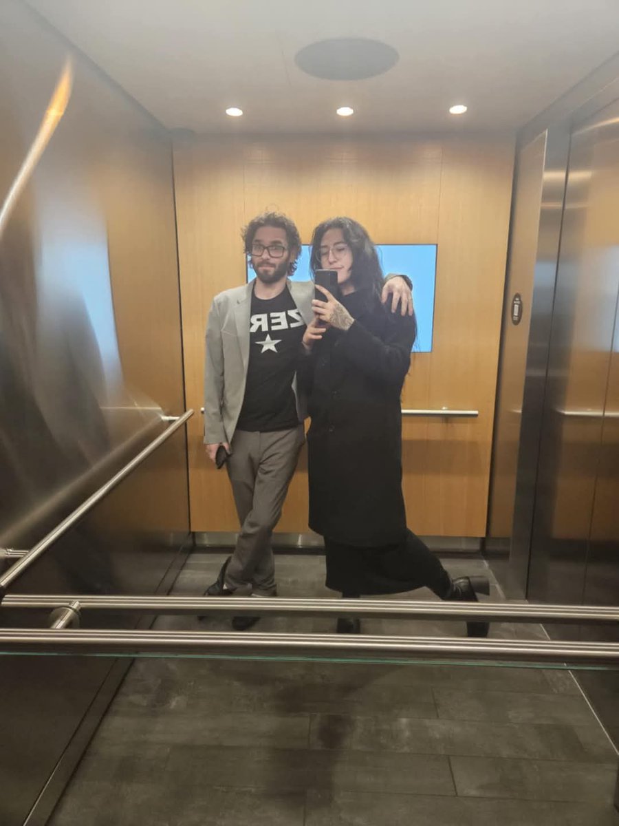 Justin Larson (@thejustinlarson) on Twitter photo 