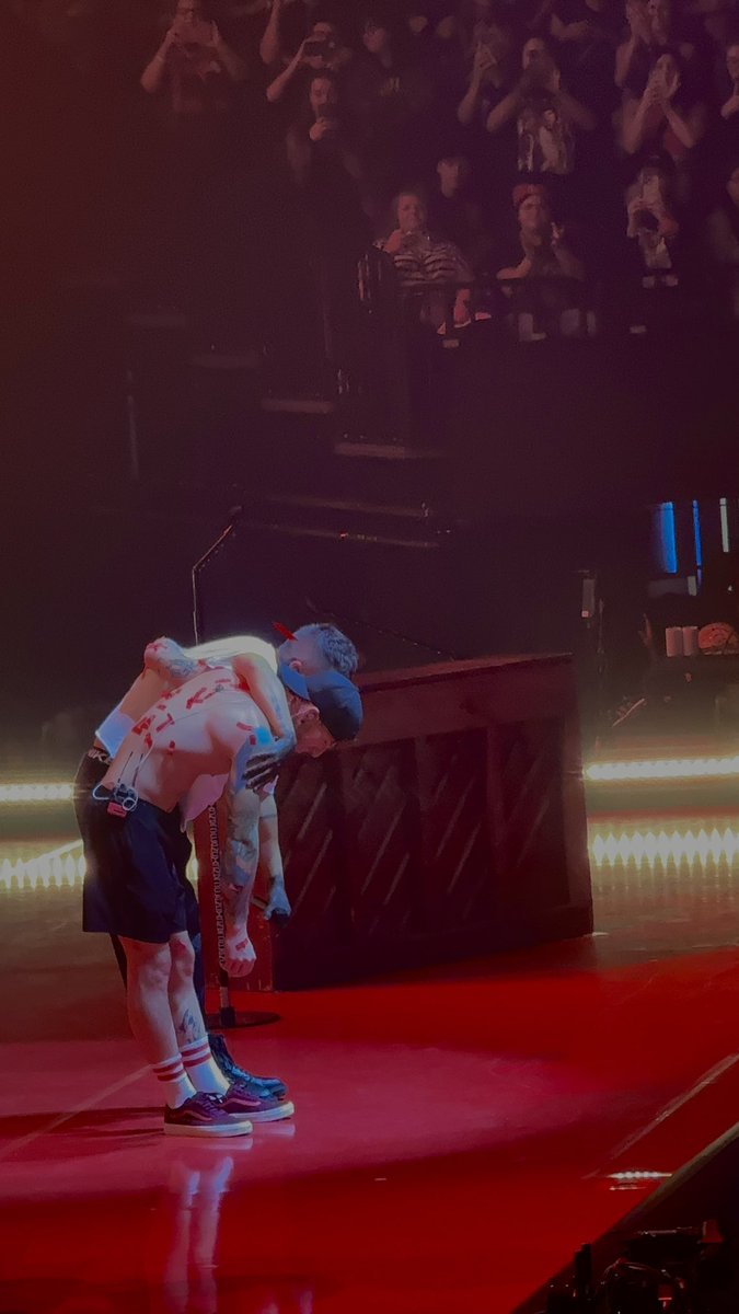 omw to work to be able to keep spending my money in this band or whatever #pilotstwtselfieday