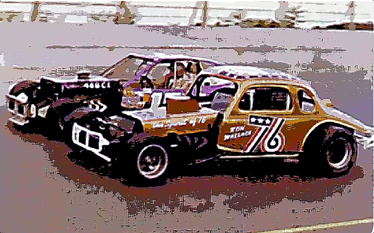 RaceChaser77's tweet photo. Ron Wallace and Ron Bouchard   -  @OswegoSpeedway  #70s #pavementmodifieds #Oswegospeedway #digitalart   #RacingArt #Motorsportsart https://t.co/K4pU8o2lnk