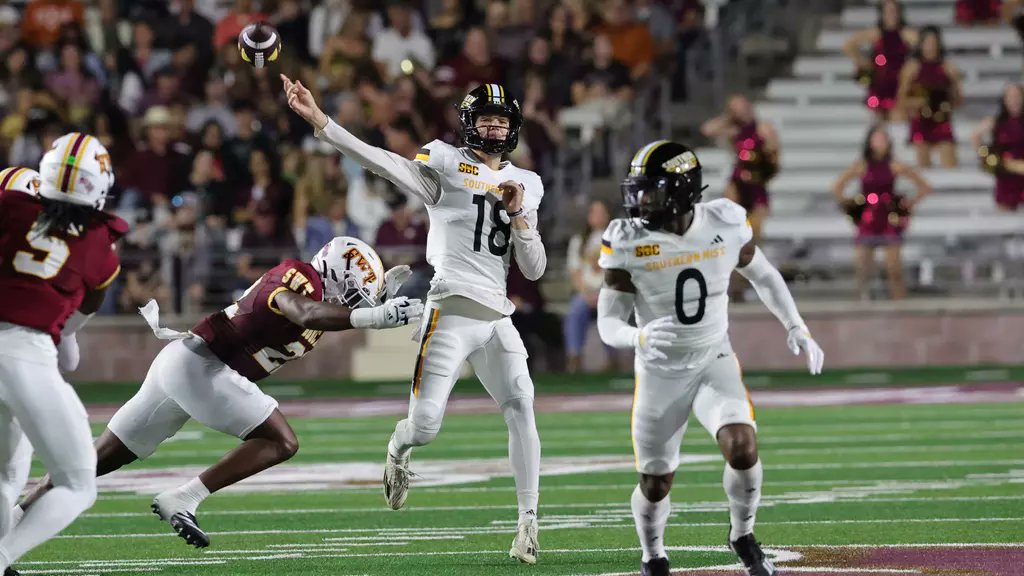 ThePortalReport's tweet photo. Former Florida State and Southern Miss QB Tate Rodemaker is available in the transfer portal! 

Rodemaker has over 1800 career passing yards and 14 career touchdowns. 

Portal: https://t.co/1EcF4EsOM7 https://t.co/RCCcnTkHZ1