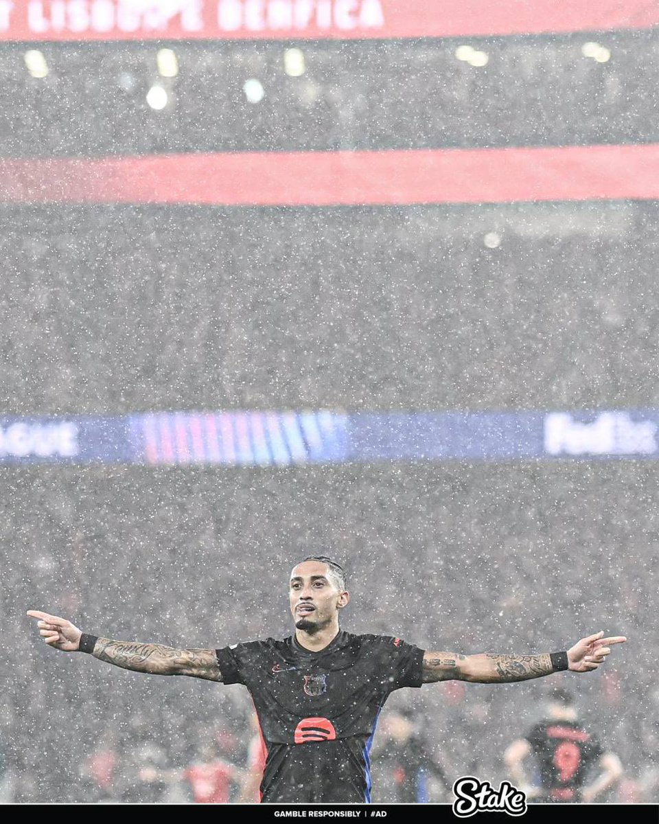 _sneakernyame's tweet photo. Is it too early to say he deserve the Ballon d'Or? https://t.co/uNg35v3eSd
