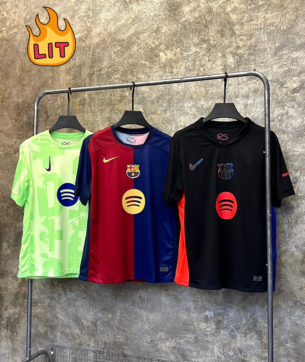 juran_pixels's tweet photo. VISCA BARCA 💙❤️🥶
BARCELONA RETRO AND NEW SEASON KITS AVAILABLE.
Retro: 25k with customization.
New kits: 18k with customization. #barcelonalive #ViscaBarca https://t.co/QkqP9B3tMG