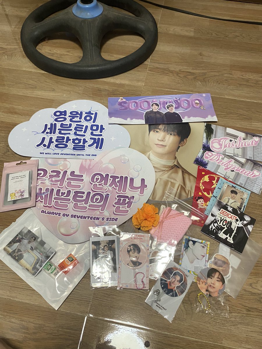 _baewon's tweet photo. thank u to everyone who traded and gave us freebies during day 1 and day 2 of 17RH in Bulacan 🤍🤍 heart is full of gratitude and love https://t.co/fIMfUiB843