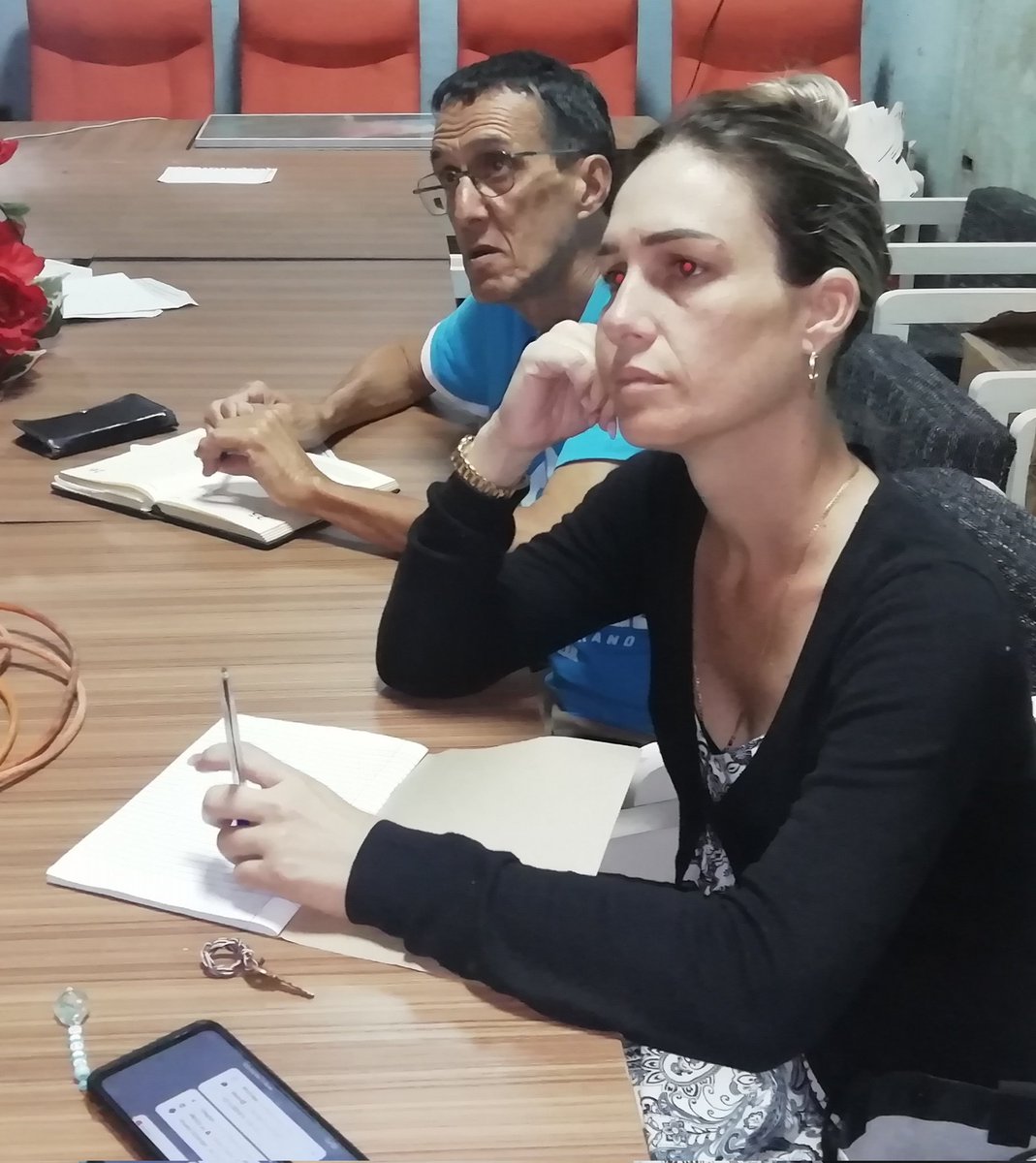 AvilaOnei's tweet photo. 📝Desde el #CEPDE d @CubaONEI📊 Videoconferencia🖥️ s/las Encuestas a la👥en el 2️⃣0️⃣2️⃣5️⃣, calendario y orientaciones. Asimismo se analizan resultados d la ENO y se precisa culminación d Indicadores VIH, del 2024. En su mayoría c/ empleo d disposit. móvil d captura. #LatirAvileño https://t.co/sXGfKA4gCI