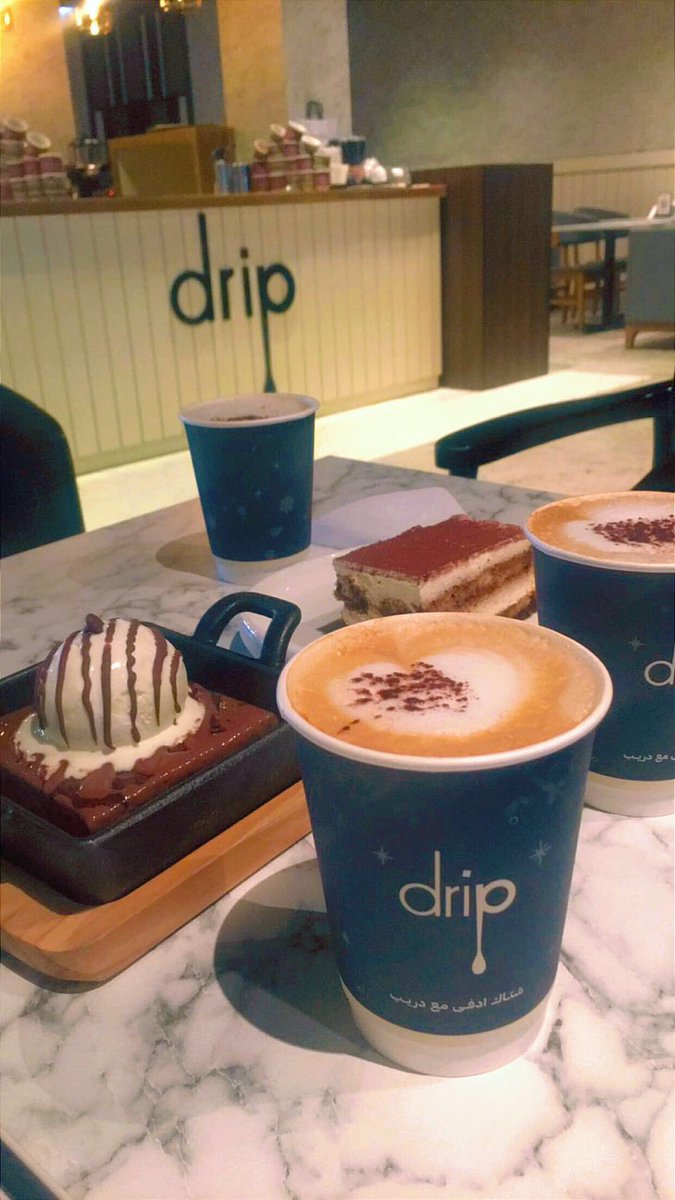 يخبرني الصباح 🌤
في كل يوم جديد لنا فرصة ..🕊 صباح الخير🌷