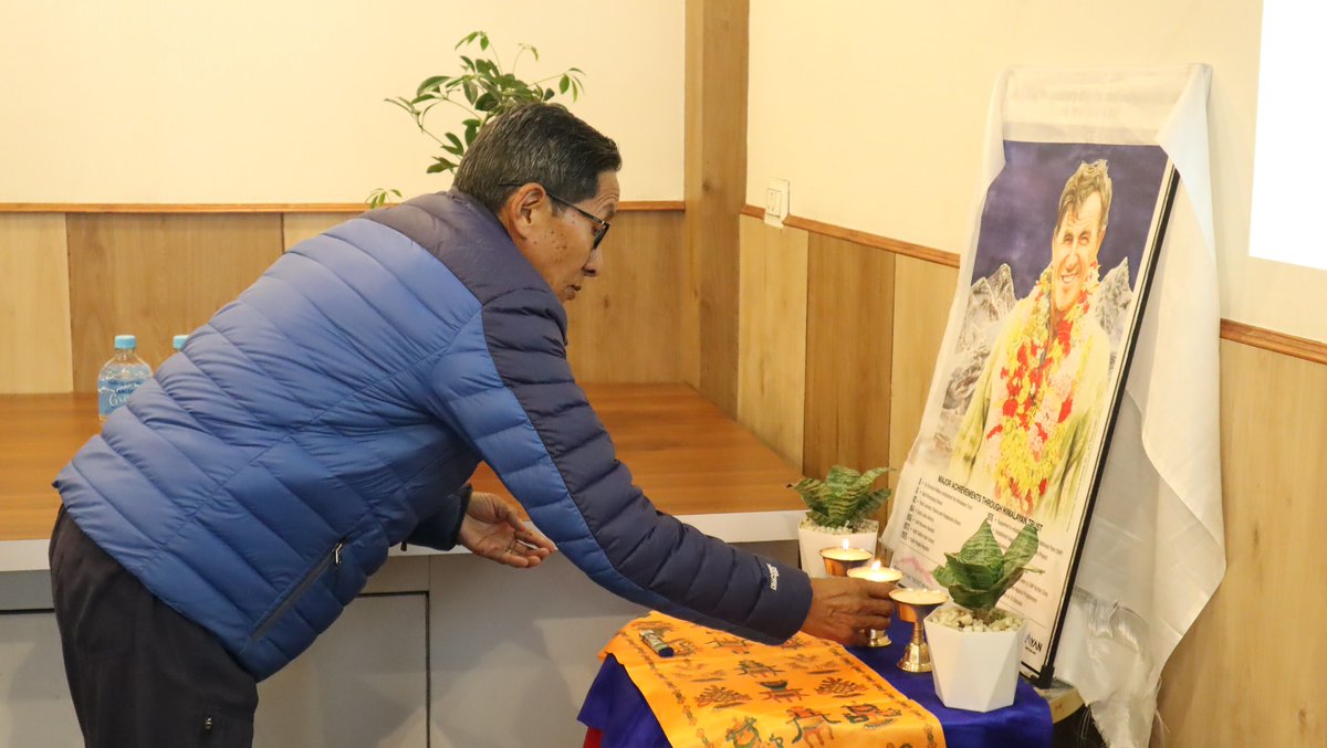 Himalayan Trust tweet media