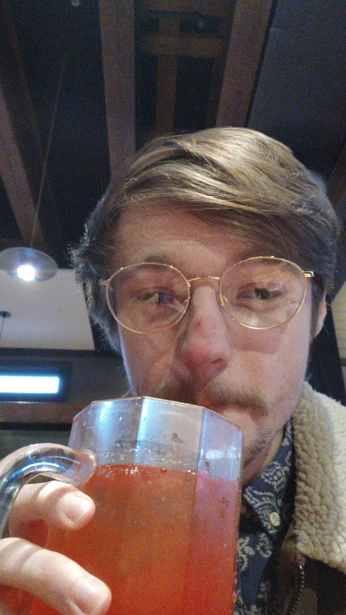 Fat_Saqq's tweet photo. Imagine going over a year without a strawberry lemonade smh https://t.co/plT5vcpThH