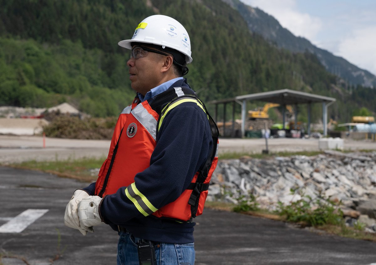 We’re growing our team and looking for passionate, skilled professionals to help drive progress on the Woodfibre LNG Project. If you're ready to make an impact, explore our exciting opportunities:

•Site HSSE Specialist – onsite champion of safety, health, security, and