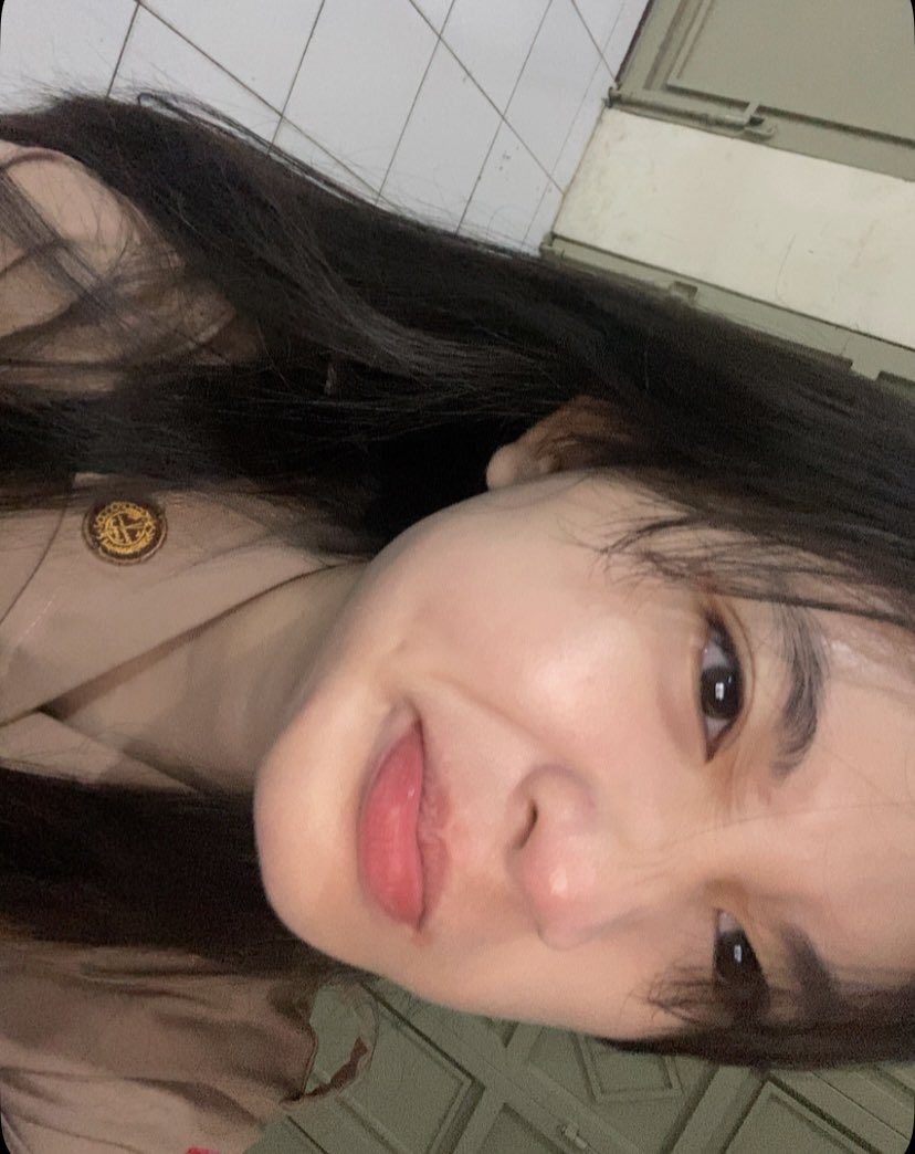 auraa🐴 tweet media