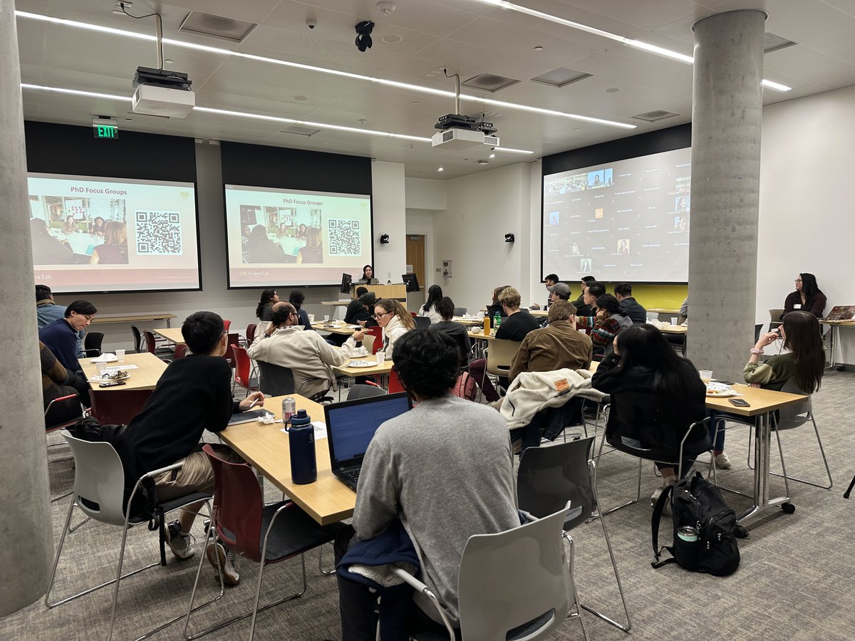 Last week, the Dornsife Ph.D. Academy hosted the event 'Building Winning Resumes, CVs, and Cover Letters' with the USC Career Center. Sarah Oh, Senior Career Advisor for Doctoral Programs, delivered a great presentation, sharing  tips to stand out in job applications. 📷 #PhD