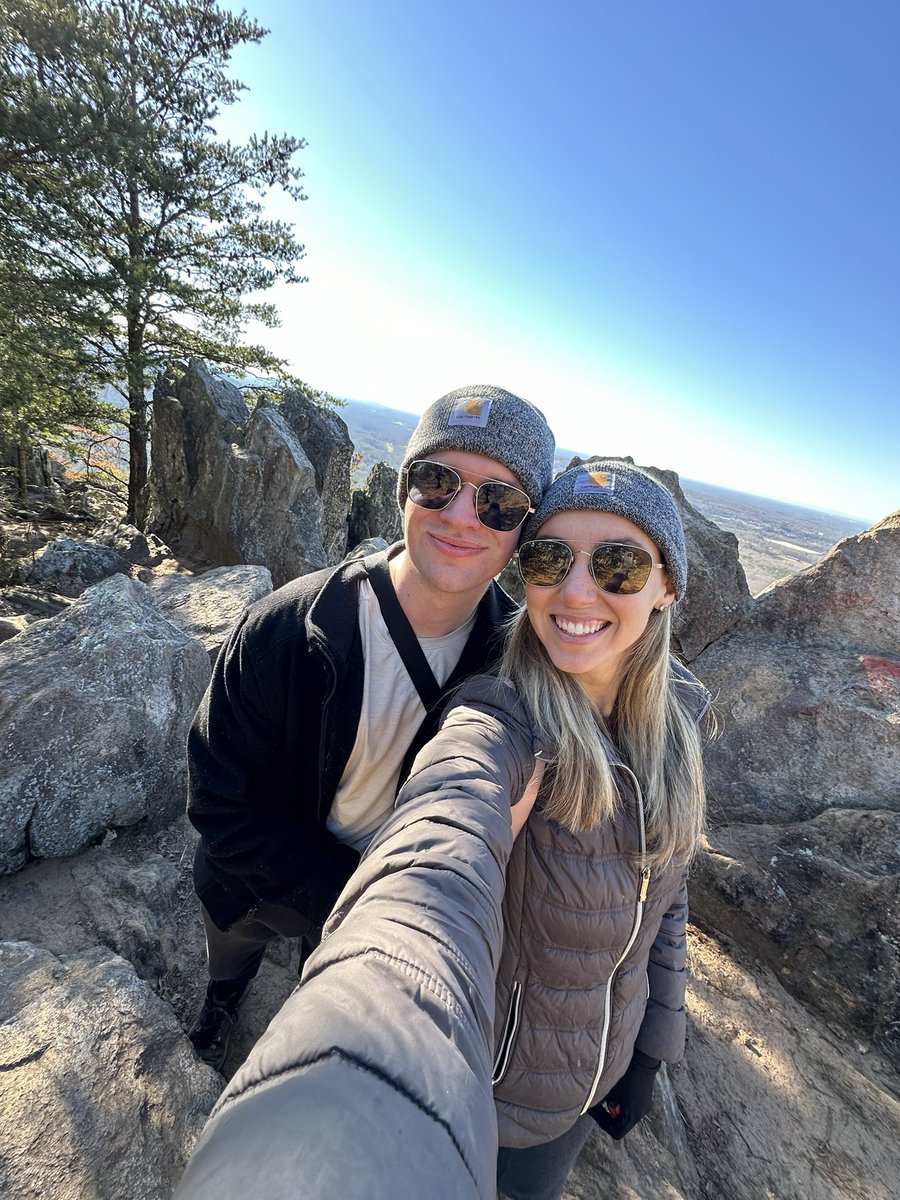 Tαryn Moske tweet media