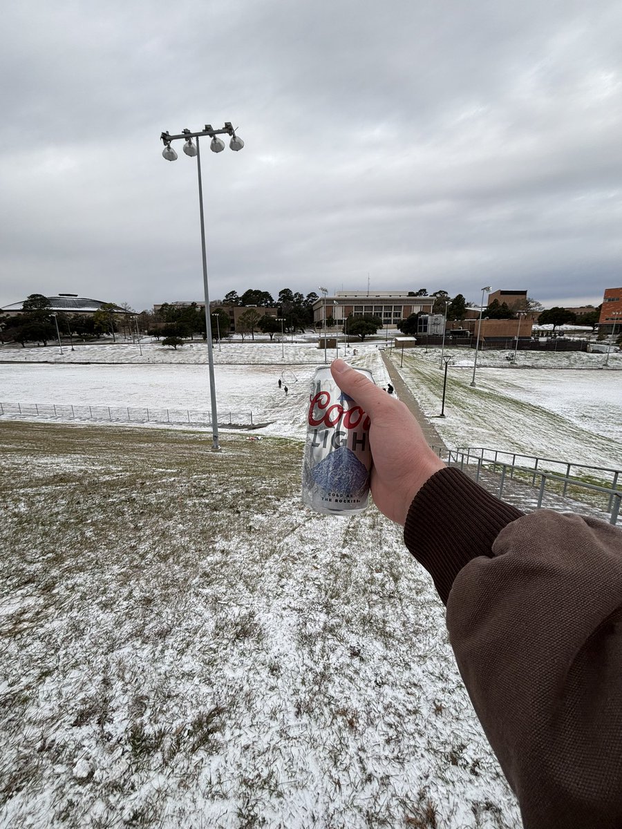 3v3rett3's tweet image. #weballing