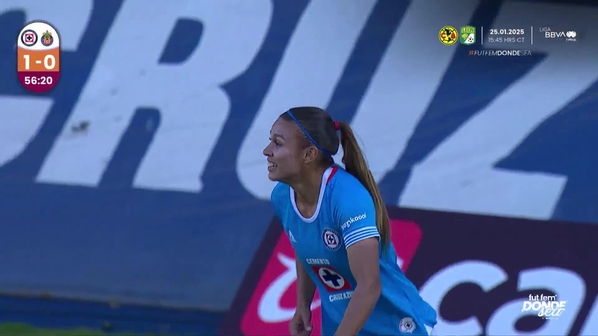 😱😱😱😱 Caaaasi cae el segundo de @AzulFemenil. En vivo:  I #SomosDesafiantes ⚡️