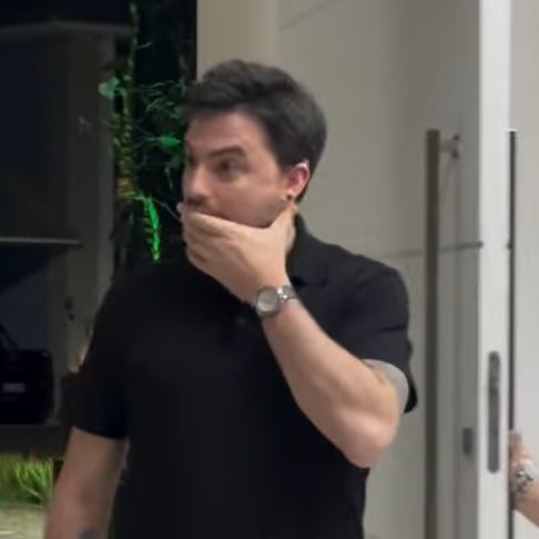 httpsfeneto's tweet photo. As caras e bocas do @felipeneto HAHAAAHAHAHA sensacional 🤣❤️ https://t.co/ZQEzQgqZtV
