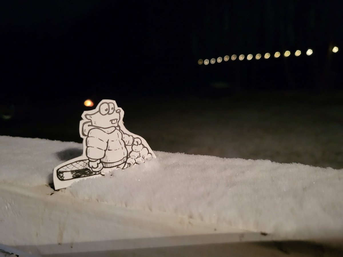 Glasswalker - YOM CXO (@glasswalkerpfft) on Twitter photo Just a small dusting here in Anderson SC. <a href="/ryanhallyall/">Ryan Hall, Y’all</a> Just a small dusting here in Anderson SC. <a href="/ryanhallyall/">Ryan Hall, Y’all</a>