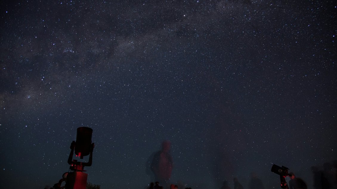 Cooperativa's tweet photo. Científicos alertan del megaproyecto energético que amenaza los cielos astronómicos de Chile #CooperativaContigo https://t.co/XeHALP3VLT https://t.co/H1MY9Ud6IX