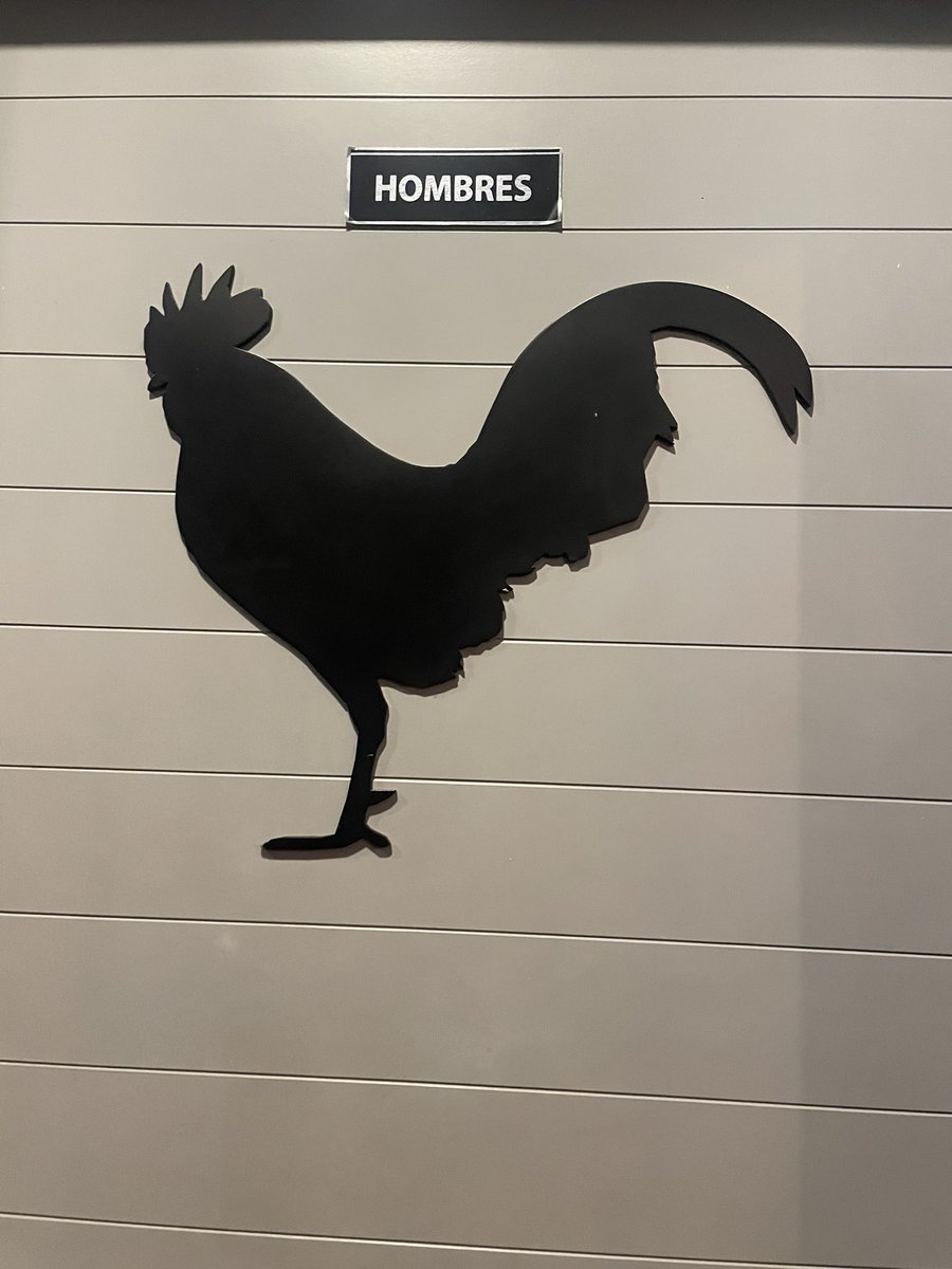 red_hobbit's tweet photo. Entonces soy un pollito 🔥 https://t.co/BRm2juTBqP