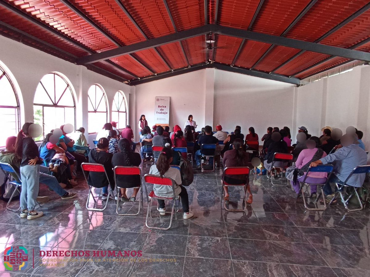 CADH_GobOax's tweet photo. El día de hoy, personal de la #CADH llevó a cabo una jornada de atención integral en la región de la Sierra Sur, con la colaboración de servidoras y servidores públicos de @SEBIENTI_GobOax, #CEEAV y el Servicio Nacional del Empleo. https://t.co/XOYG1y6jnJ