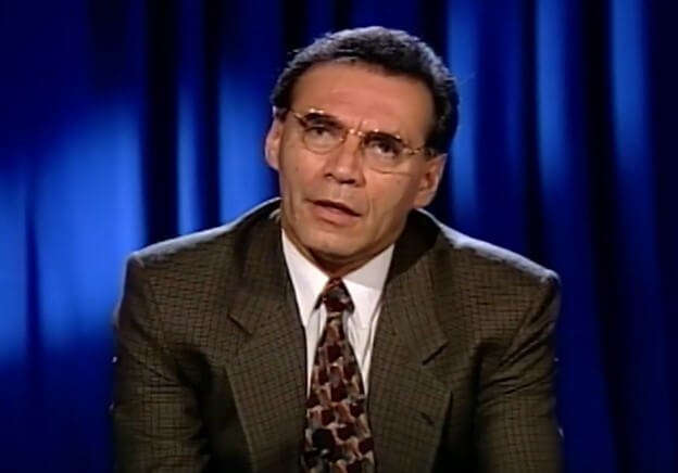 epistolares_com's tweet photo. Peleas presidenciales: 1998-2000
Jamil Mahuad vs Gustavo Noboa
#OTD
Un día como hoy pero hace 25 años, Mahuad fue depuesto tras una insurrección indígena y popular que se tomó el Congreso.
La toma del 21 enero 2000 contó #ConLucio Gutiérrez, quien no protegió al congreso.
Noboa.. https://t.co/EX4GIDGzxu