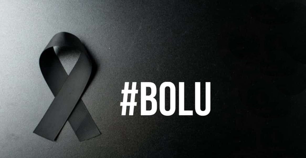 Adana MEB AKUB (@akub_meb) on Twitter photo Bolu Kartalkaya Kayak Merkezinde bulunan bir otelde çıkan yangın sonucunda hayatını kaybeden vatandaşlarımıza Allah'tan rahmet, yakınlarına sabır,
yaralılarımıza acil şifalar diliyoruz.
#bolukartalkaya
<a href="/tcmeb/">Millî Eğitim Bakanlığı</a> <a href="/Yusuf__Tekin/">Yusuf Tekin</a> <a href="/meb_dhgm/">T.C. MEB Destek Hizmetleri Genel Müdürlüğü</a>
<a href="/omurfatih/">Ömür Fatih Karakullukçu</a> <a href="/mebisgb/">İşyeri Sağlık ve Güvenlik Birimi Daire Başkanlığı</a>
<a href="/ozkan_meb/">Özkan AVCI</a> <a href="/MetinTayarer/">Metin TAYARER🇹🇷🇹🇷🇹🇷</a> Bolu Kartalkaya Kayak Merkezinde bulunan bir otelde çıkan yangın sonucunda hayatını kaybeden vatandaşlarımıza Allah'tan rahmet, yakınlarına sabır,
yaralılarımıza acil şifalar diliyoruz.
#bolukartalkaya
<a href="/tcmeb/">Millî Eğitim Bakanlığı</a> <a href="/Yusuf__Tekin/">Yusuf Tekin</a> <a href="/meb_dhgm/">T.C. MEB Destek Hizmetleri Genel Müdürlüğü</a>
<a href="/omurfatih/">Ömür Fatih Karakullukçu</a> <a href="/mebisgb/">İşyeri Sağlık ve Güvenlik Birimi Daire Başkanlığı</a>
<a href="/ozkan_meb/">Özkan AVCI</a> <a href="/MetinTayarer/">Metin TAYARER🇹🇷🇹🇷🇹🇷</a>