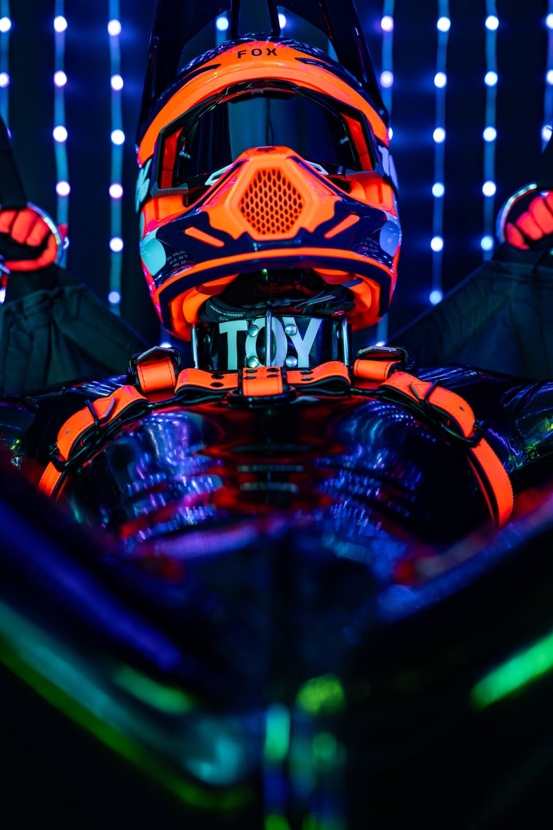 ToyShiny tweet picture