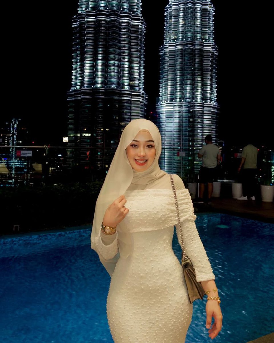 BanderCoco93514's tweet photo. Instagram: nawalateya https://t.co/iwfEtltWYD