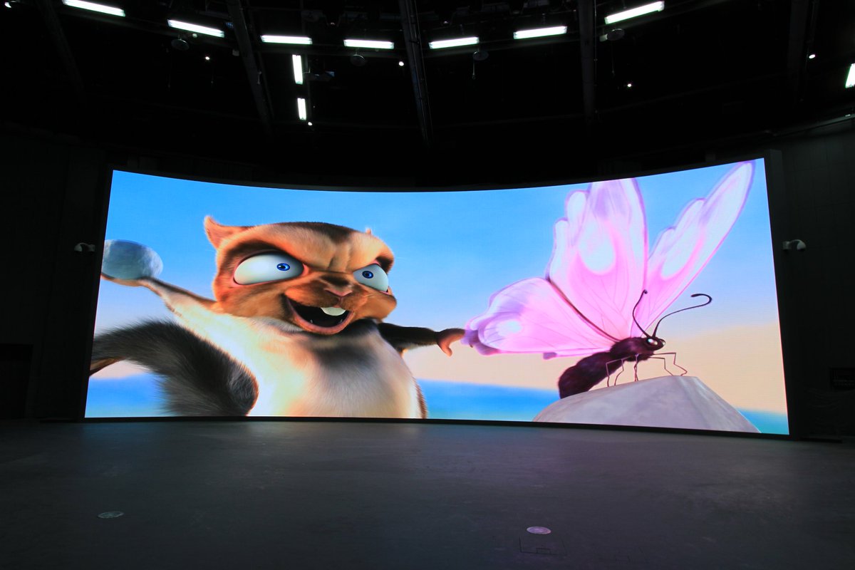 SansiLED's tweet photo. Transforming stage visuals with Sansi’s Curved LED display! A fusion of innovation &amp; creativity that brings dreamlike scenes to life in Shanghai Children’s Theater. An immersive experience that sparks imagination!#LEDDisplay #CurvedLED #ImmersiveExperience #ShanghaiTheater #SANSI https://t.co/Uc4BCocTHQ