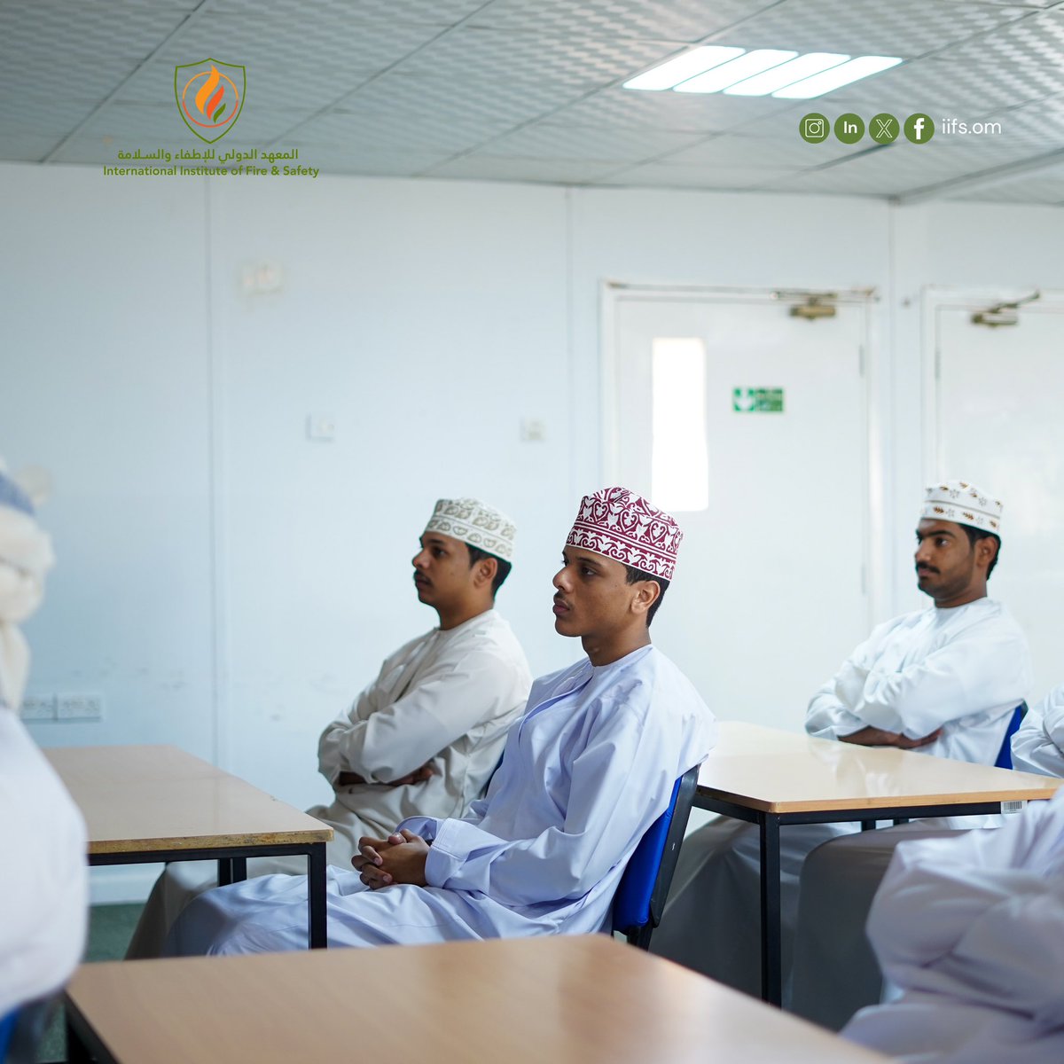 iifsom's tweet photo. انطلاق الدفعة الجديدة من برنامج الكفاءة في إطفاء حرائق الطائرات الذي يمتد لمدة ٢٢ أسبوعاً. 
#IIFS #تدريب_سلامة #إطفاء_حرائق https://t.co/w0V4uTIYqi