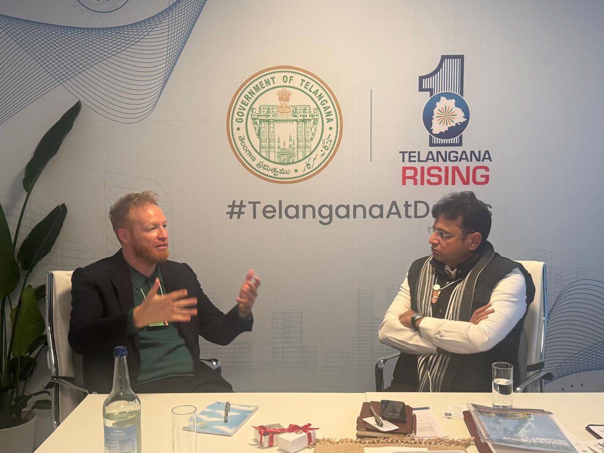 TGgovtruling's tweet photo. Telangana drives the future of mobility at #WEF2025! Had a fruitful discussion with #AndrewByrne,VP @Uber
on their expansion plans in #Telangana.#Uber is set to scale up operations,launch #UberGreen& #UberShuttle and create thousands of livelihood opportunities in our state... https://t.co/HVGKutkTP2